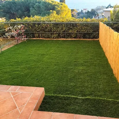 Daire Bilocale Vista Mare Con Giardino Privato E Piscina