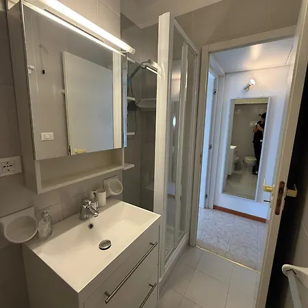 Bilocale Vista Mare Con Giardino Privato E Piscina Apartment *