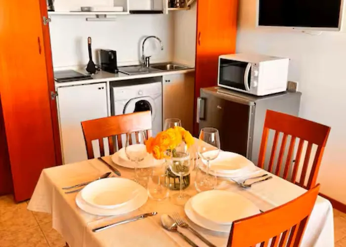 Apartment Bilocale Vista Mare Con Giardino Privato E Piscina