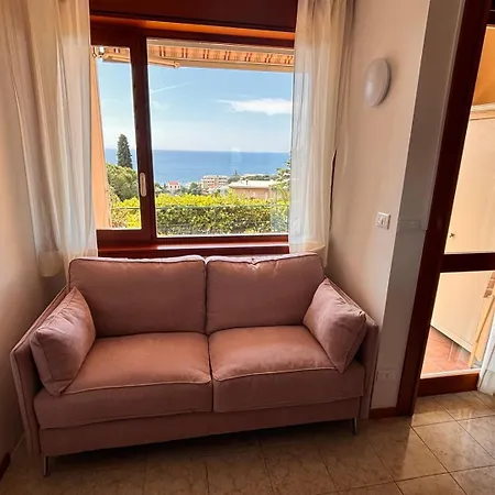 Bilocale Vista Mare Con Giardino Privato E Piscina * Санремо