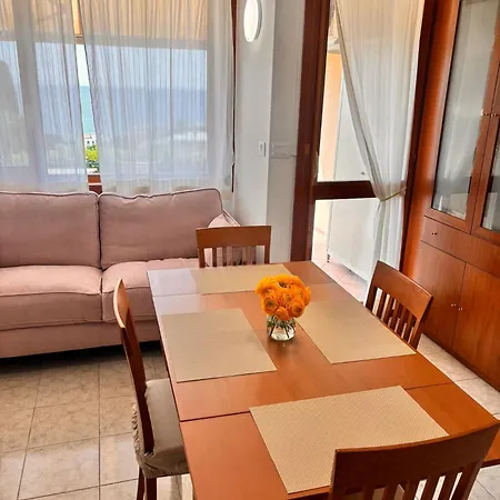 Апартаменти Bilocale Vista Mare Con Giardino Privato E Piscina Санремо