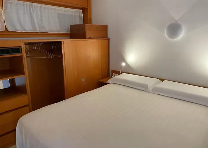 Apartman Bilocale Vista Mare Con Giardino Privato E Piscina San Remo